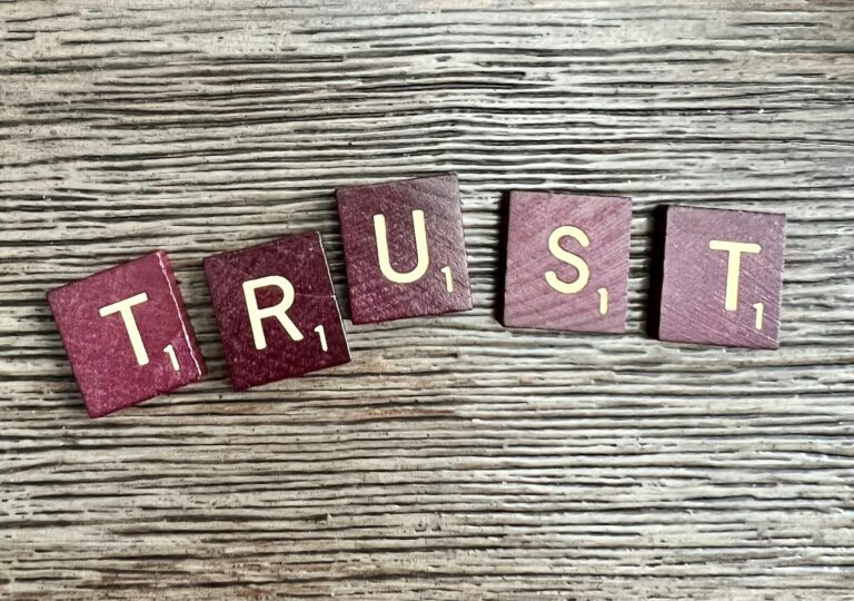 How to keep trust with a dating partner over time